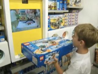 lego digital box augmented reality in store