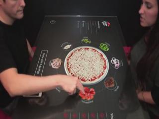 Design your pizza using digital table pizza hut